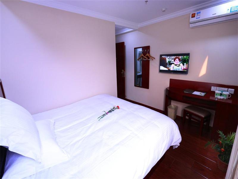 Greentree Inn Shanghai South Railway Station Luoxiang Road Shell Hotel 외부 사진